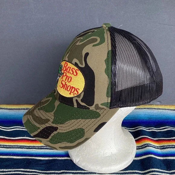 Bass Pro shops Camo SnapBack Mesh Hat - Picture 5 of 12